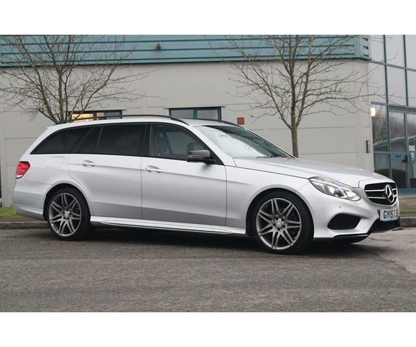 Mercedes-Benz-V-Class-scaled 1 (1)